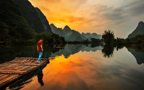 Achieve Low Latency Reads in a Distributed SQL Database With Raft Leader Leases