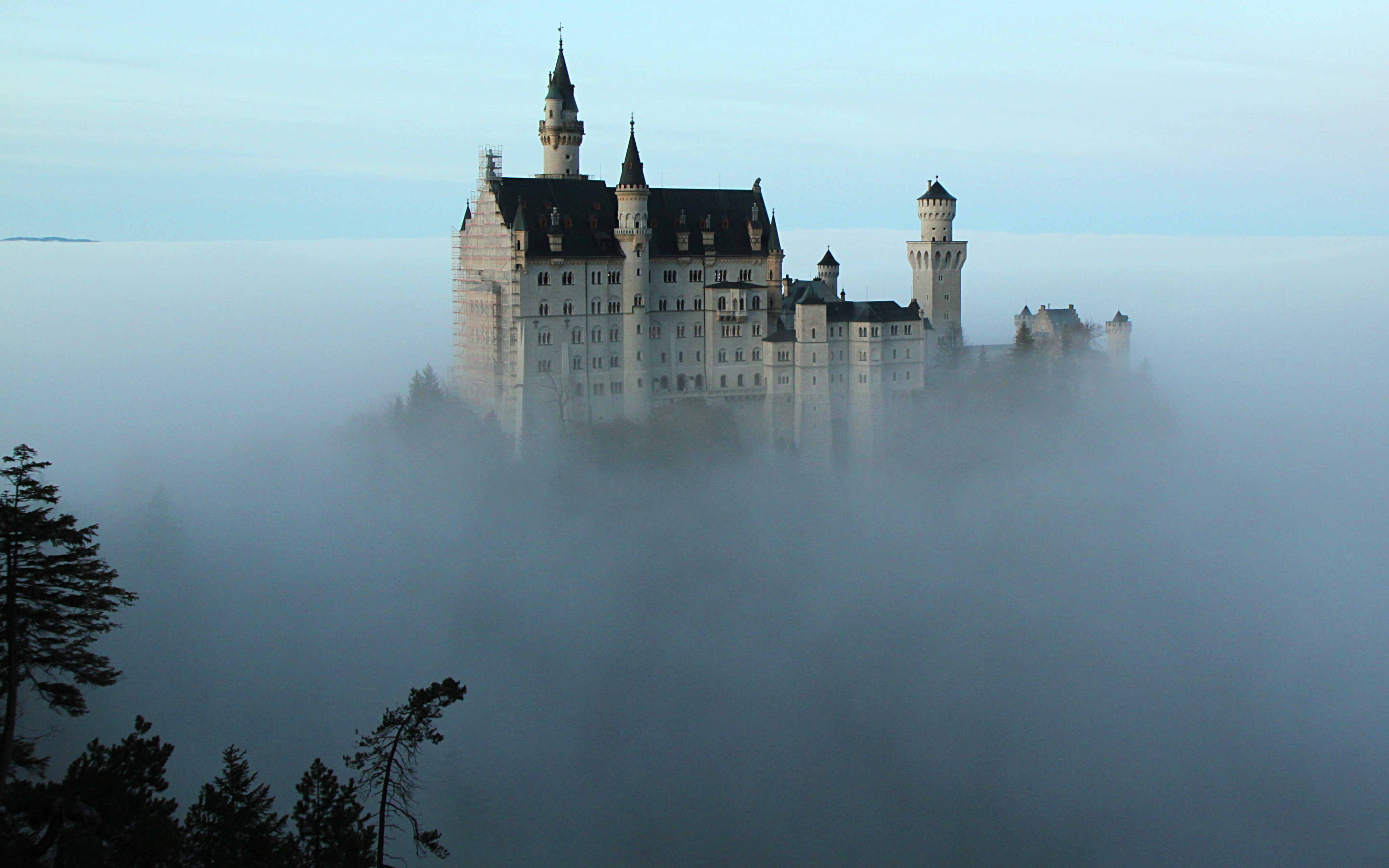 Замки Англии в тумане